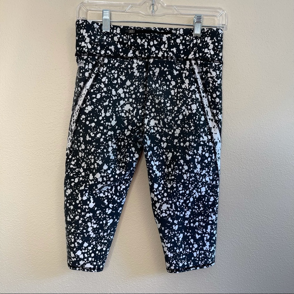 Fabletics Splatter Print Capri Crop Leggings - image 4